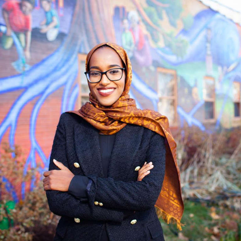  Zaynab Mohamed Bakal Jadi Muslimah Kulit Hitam Pertama di Senat Minnesota